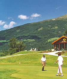 18 Loch Golfplatz in 15 Minuten erreichbar